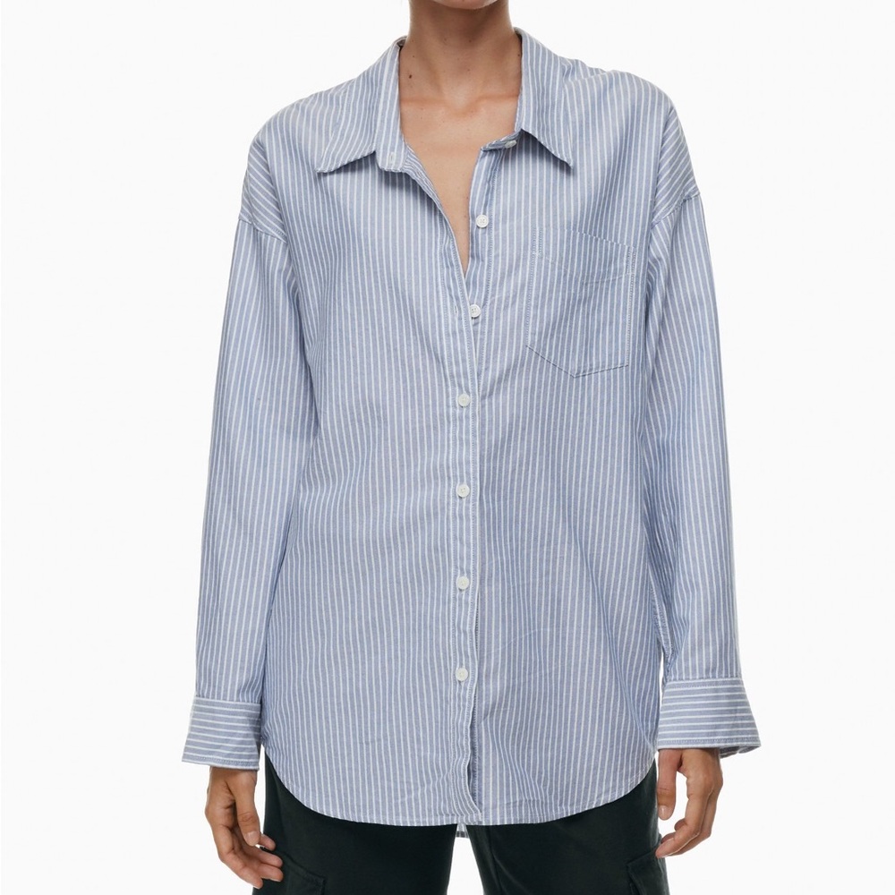 ARITZIA // RELAXED STRIPED BUTTON UP